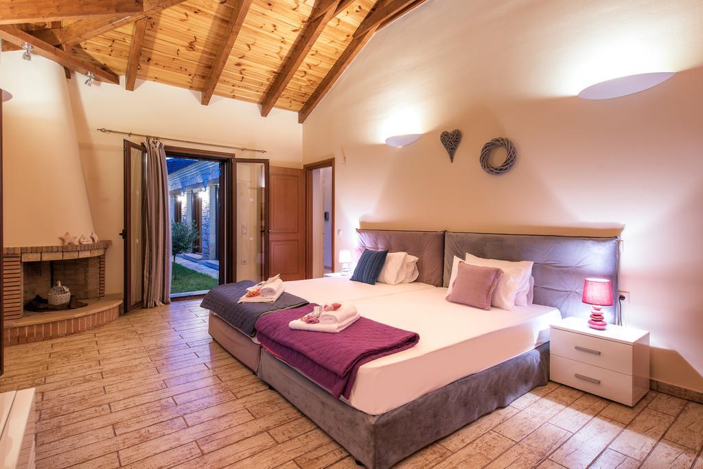 Astarte Villas - Kyveli Luxurious Private Villa Gaitani Номер фото